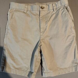 Vineyard Cimes khaki shorts
